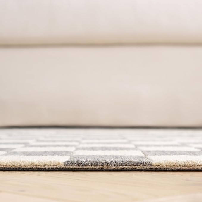 Martha Stewart x SAFAVIEH Area Rug Collection - 6' Round, Grey & Ivory, Handmade Wool, Checkered Pattern, Ideal for Living Room, Bedroom, Office, Dining Space (MSR4760F)