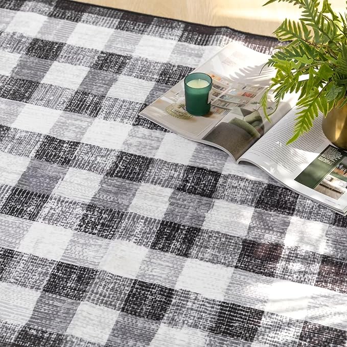 COLORPAPA Checkered Area Rug 5 Ft, Washable Round Rugs for Living Room, Modern Neutral Non Slip Indoor Carpet for Bedroom Office Patio Dining Room (Black and White)