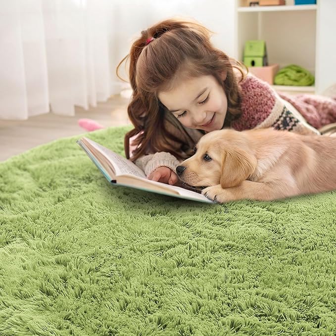 OLANLY Grass Green Round Rugs for Bedroom - Machine Washable, 4 ft Circle Area Rugs for Living Room, Soft and Fluffy Shaggy Carpet for Teen Girls and Boys, Nursery Rooms, Dorms, Home Decor Aesthetic
