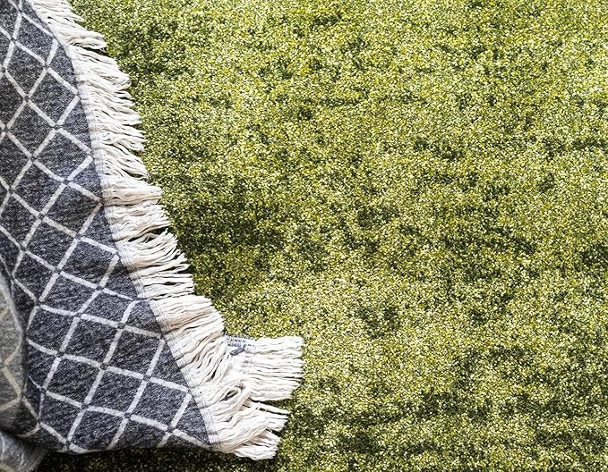 Unique Loom Del Mar Collection Area Rug - Lucille (6' 1" x 9' Rectangle, Green/ Hunter Green)